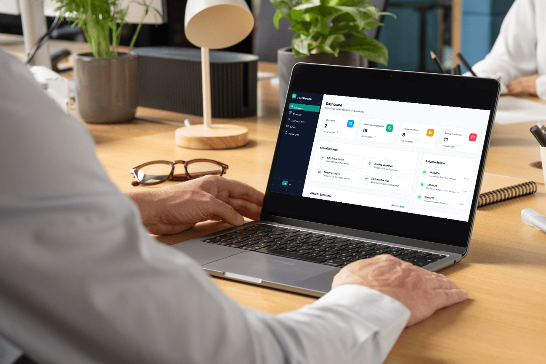 travel agent planning a roundtrip bus group tour